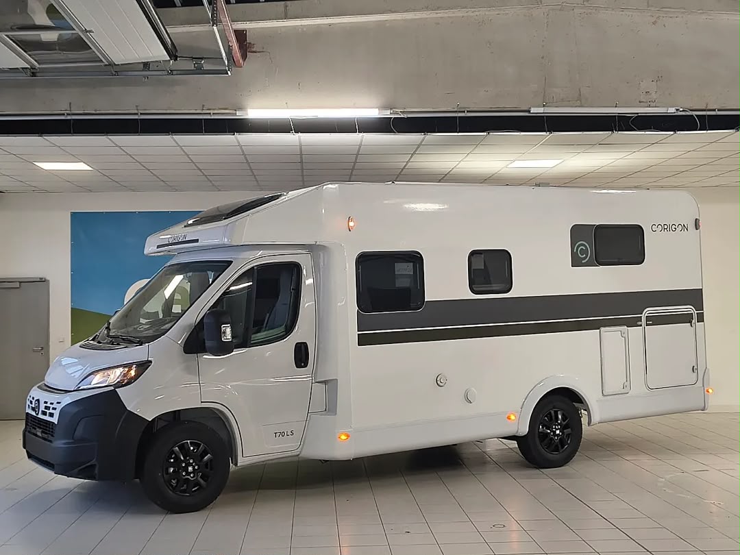 Fiat FIAT Corigon T 70 LS + Lounge-Sitzgruppe