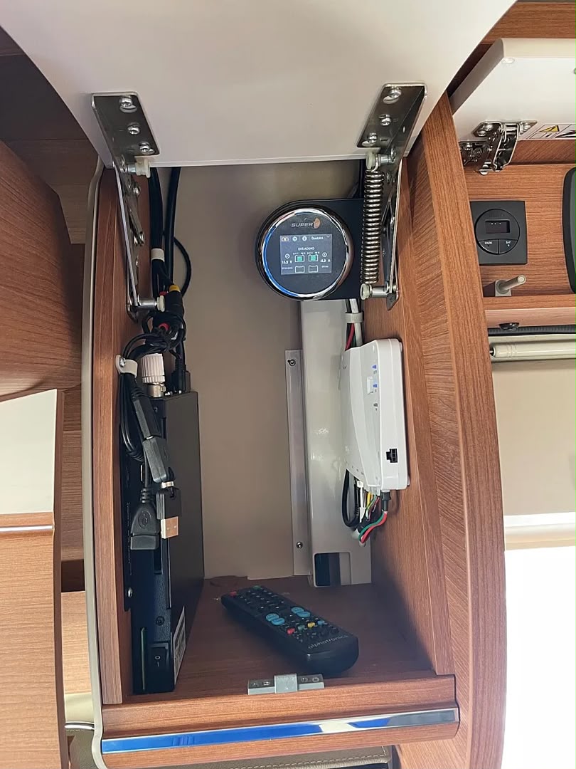 Mercedes-Benz Carthago C-Chic 4.9 LE Mercedes — photo 18