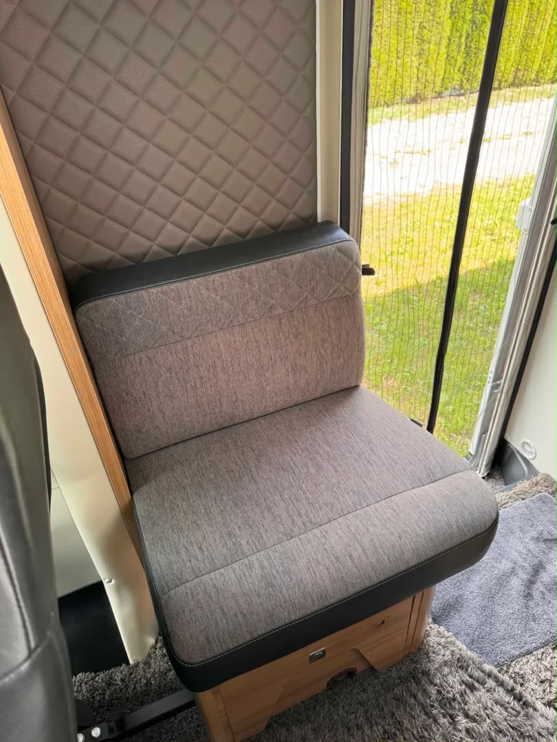 Adria Matrix 670 SL — photo 20