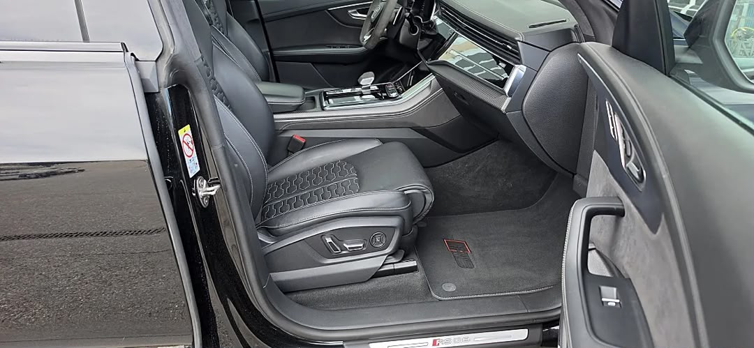 Audi Audi RS Q8 Quattro Dynamik Plus — photo 15