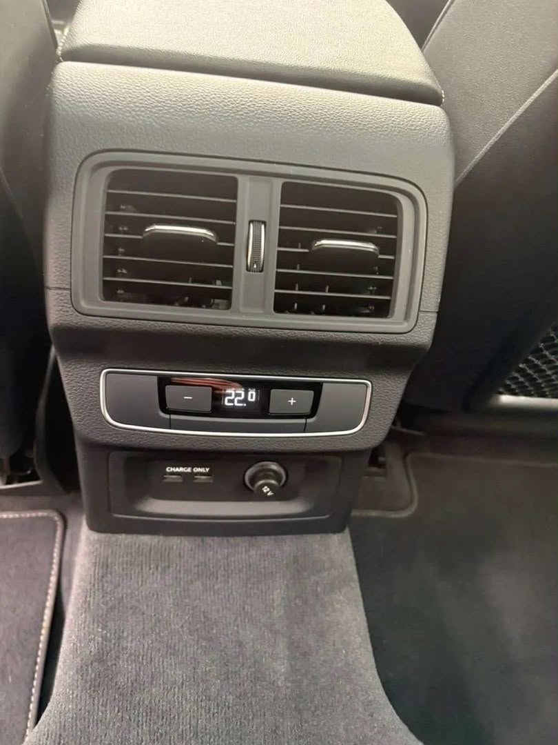Audi Audi Q5 Sportback Hybride Diesel Quattro — photo 11