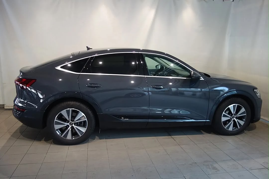 Audi Audi Q8 Sportback 55 e-tron quattro Business — photo 5