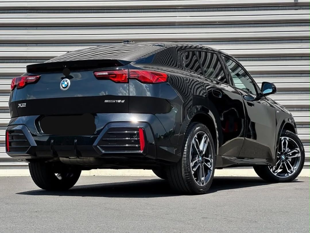 BMW BMW X2 sDrive18d — photo 4