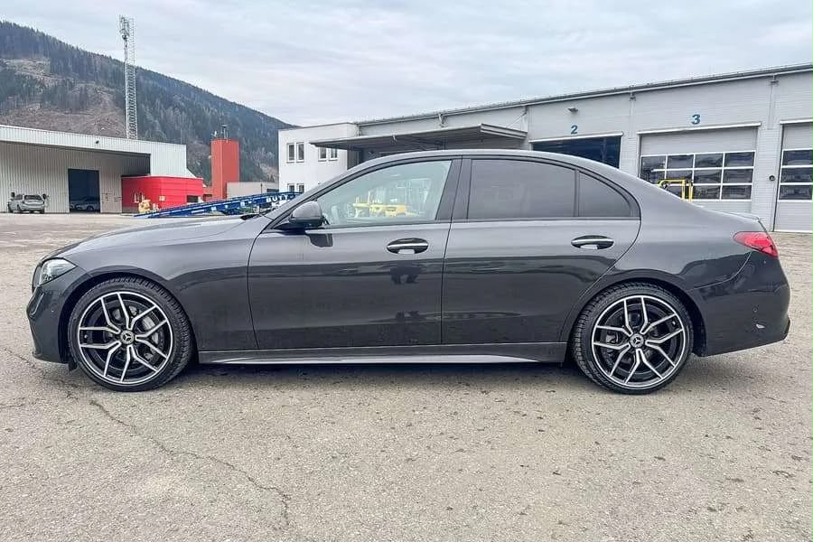 Mercedes-Benz MERCEDES-BENZ CLASSE C 220 D 4MATIC AMG LINE — photo 5