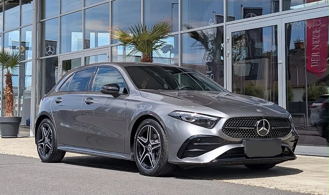 Mercedes-Benz MERCEDES-BENZ CLASSE A 180 D ÖSTERR-EDITION AMG LINE — photo 10