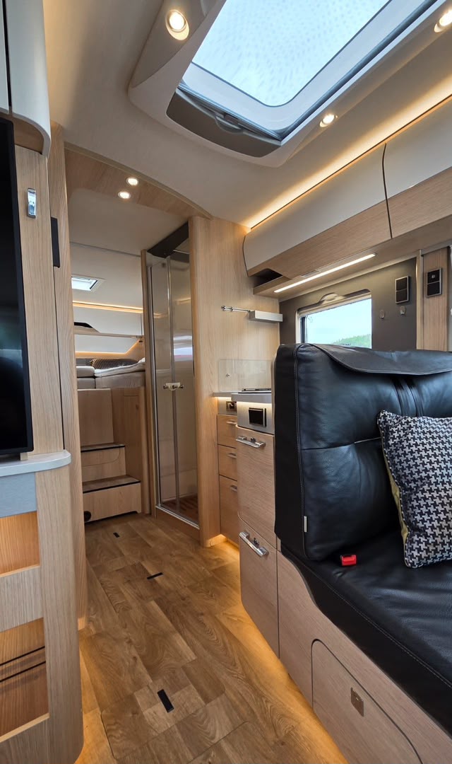 Mercedes-Benz MERCEDES HYMER B680 MC — photo 18