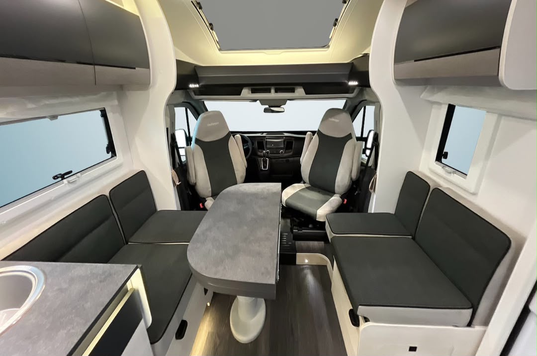 FORD FORD Challenger 377 Graphite Ultimate — photo 17