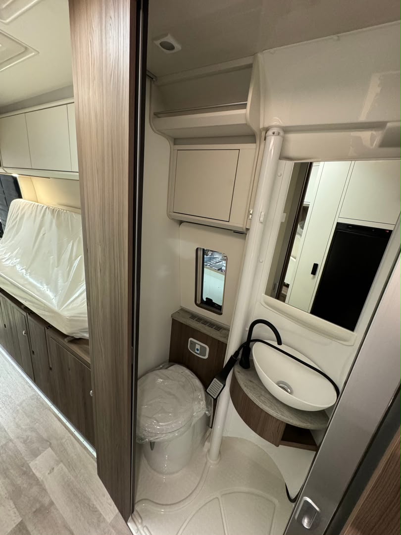 KABE TRAVEL MASTER 690 LB — photo 19