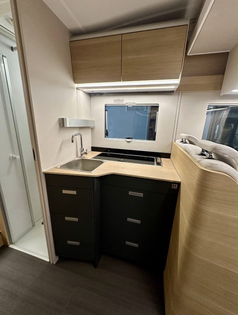 Fiat FIAT DUCATO ADRIA MATRIX 670 SL 60 Y EDITION — photo 9