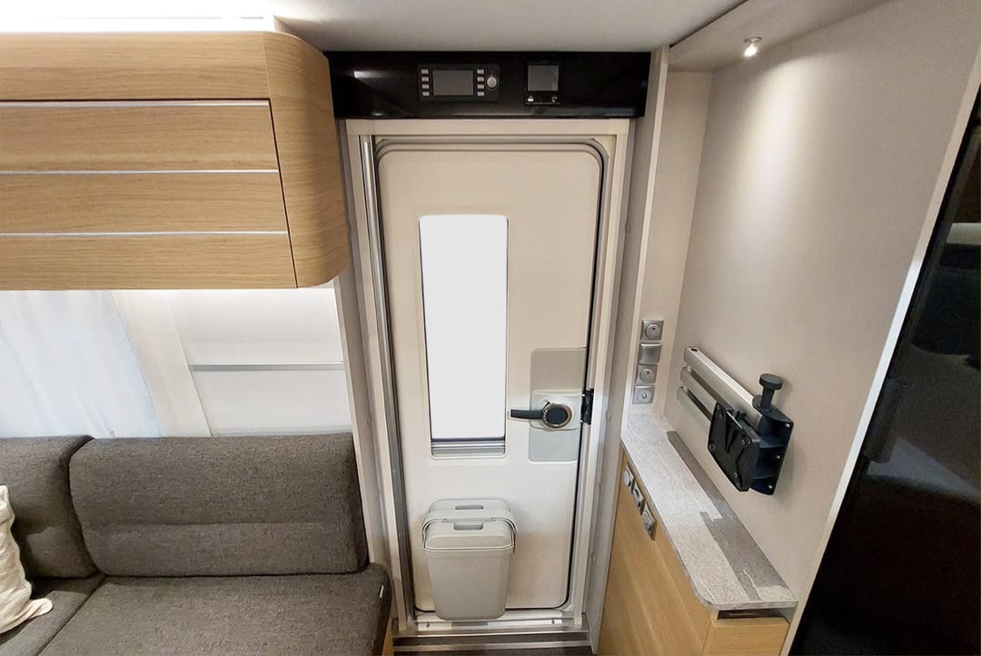 CARAVANE ADRIA ADORA 753 UK — photo 6