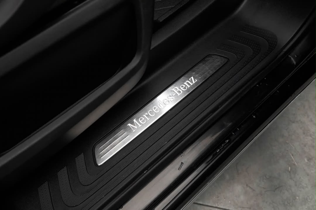 Mercedes-Benz Mercedes-Benz V-Klasse 300d 4MATIC Exclusive — photo 11