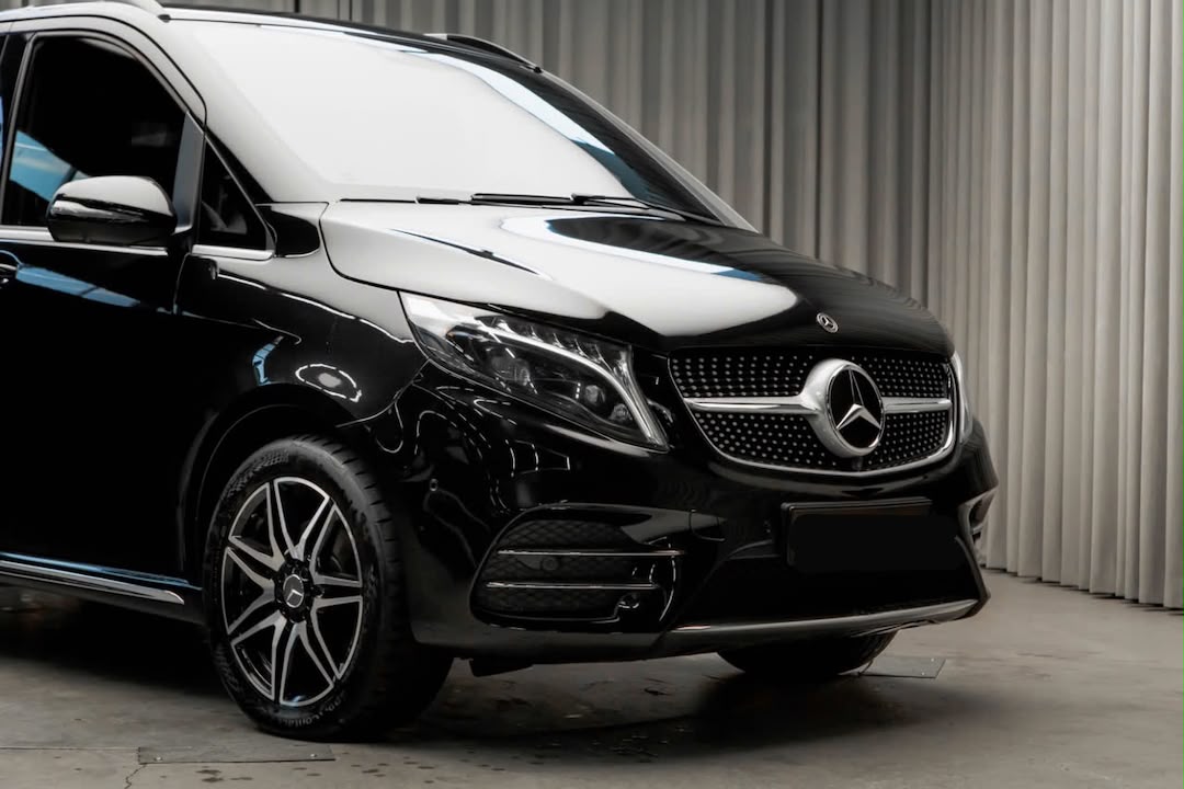 Mercedes-Benz Mercedes-Benz V-Klasse 300d 4MATIC Exclusive — photo 2