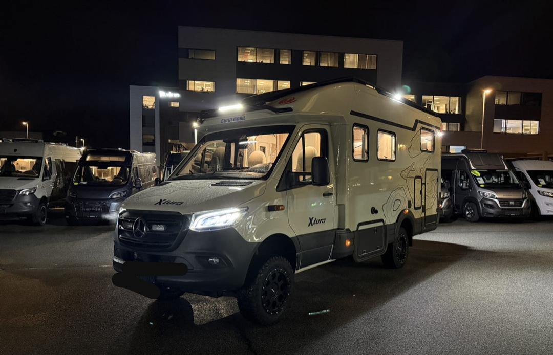 Mercedes-Benz Mercedes-Benz / Alko – Camping-car Profilé – Eura Mobil Xtura 686 EF 4x4 — photo 2