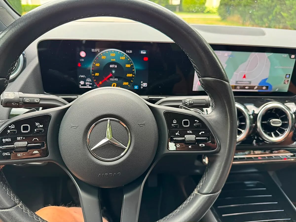 Mercedes-Benz Mercedes-Benz GLA 180 d Style (EURO 6d) — photo 12