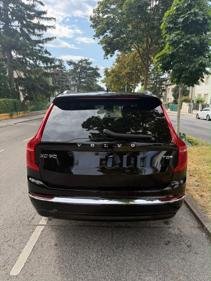 VOLVO Volvo XC90 T8 AWD Ultimate Bright B&W Luftfahrwerk — photo 15