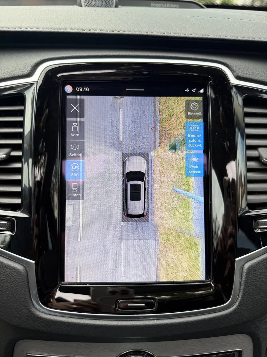 VOLVO Volvo XC90 T8 AWD Ultimate Bright B&W Luftfahrwerk — photo 17