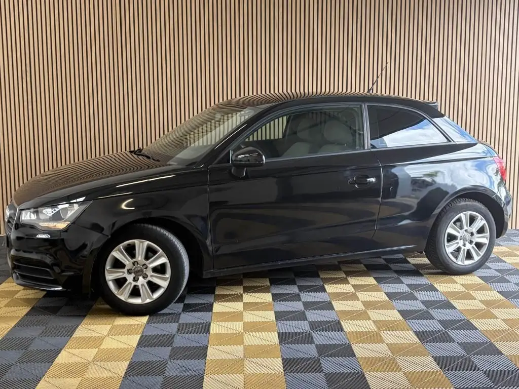Audi AUDI A1 — photo 13