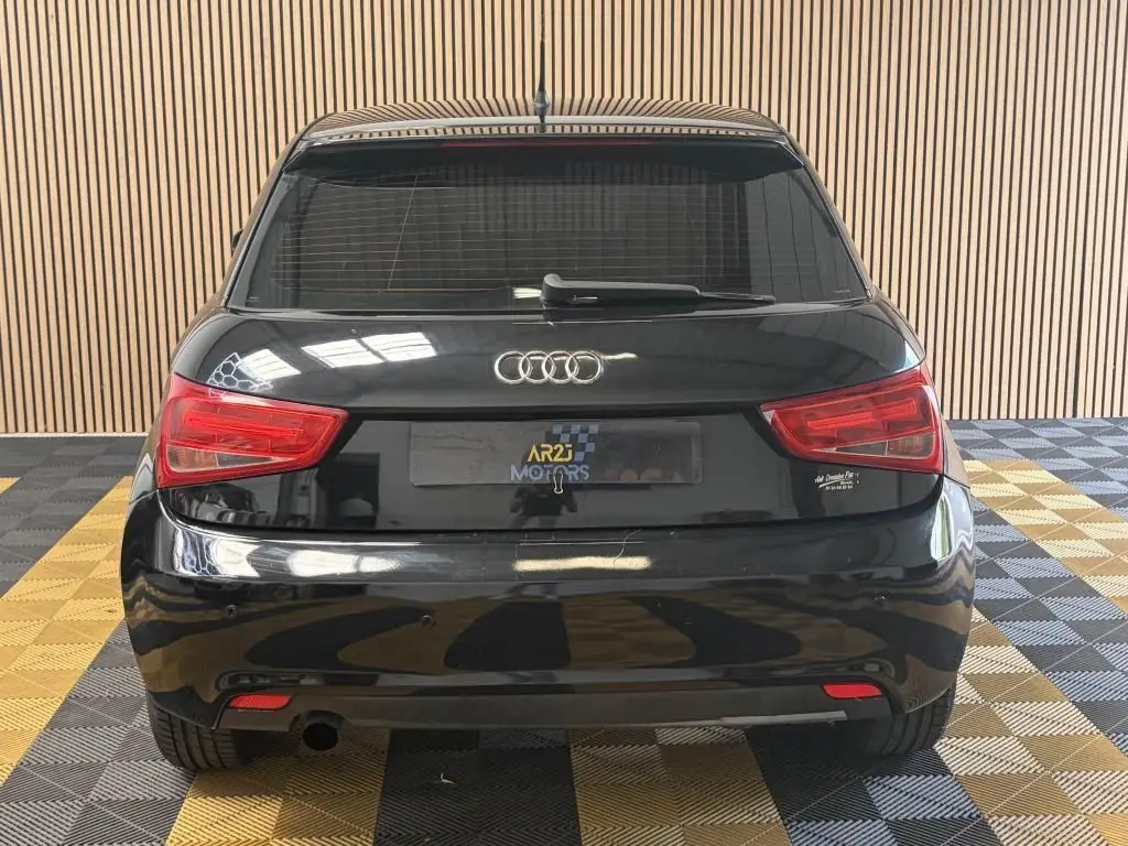 Audi AUDI A1 — photo 7