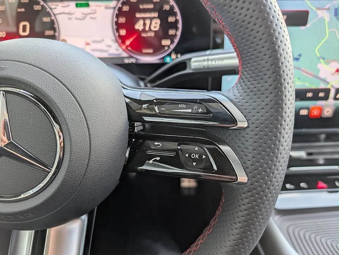 Mercedes-Benz Mercedes-Benz CLA 350 4MATIC avec EQ Technologie KeyGo SHZ AMG — photo 17