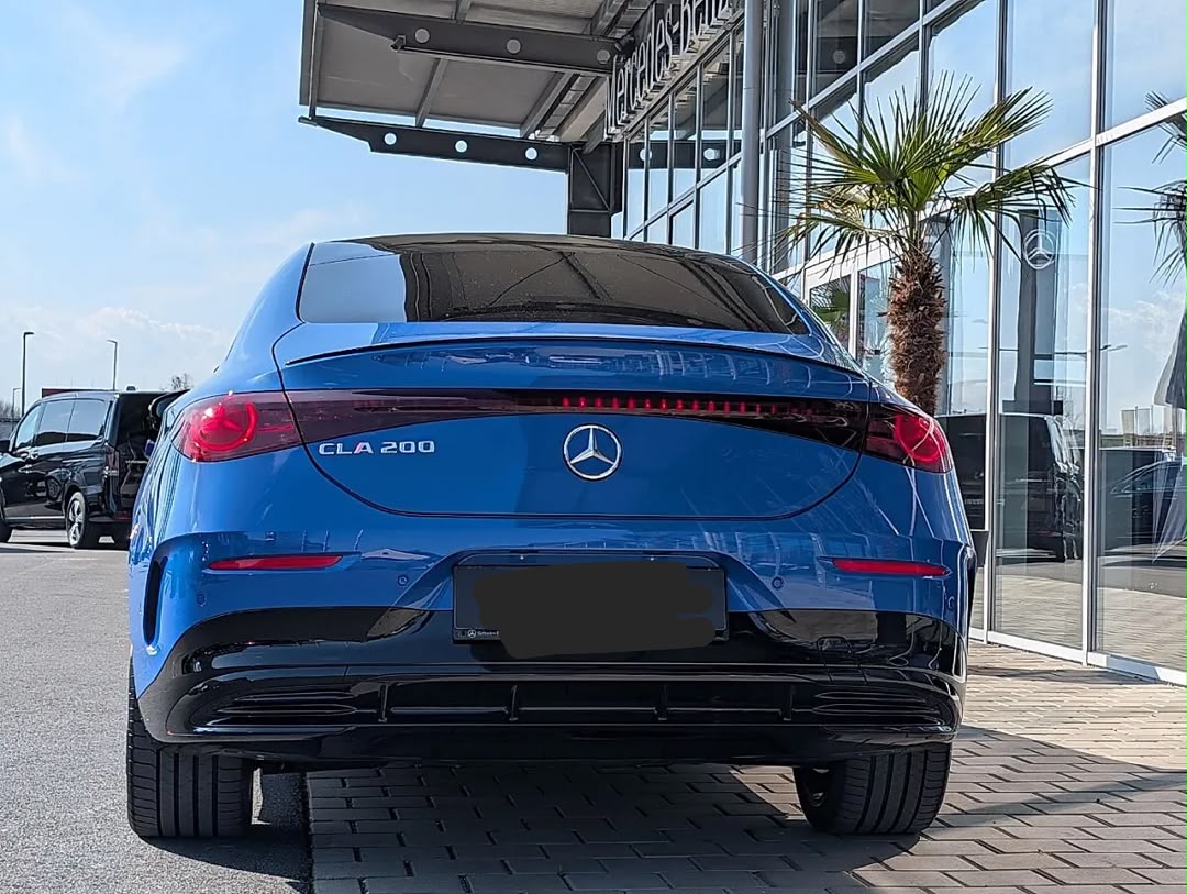 Mercedes-Benz Mercedes-Benz CLA 350 4MATIC avec EQ Technologie KeyGo SHZ AMG — photo 18