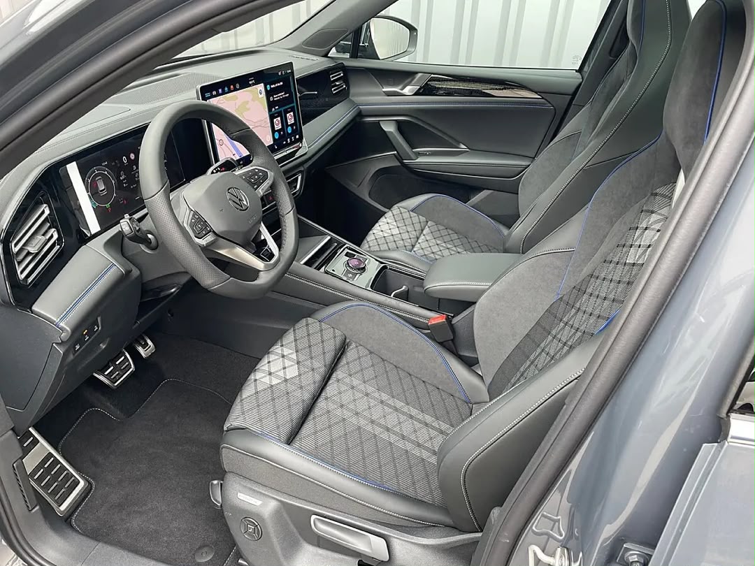 Volkswagen Volkswagen Tiguan Sport TDI DSG — photo 6