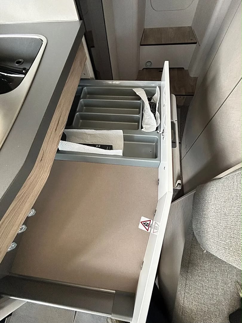 Hymer Exsis I 580 Pure mit Einzelbetten — photo 18