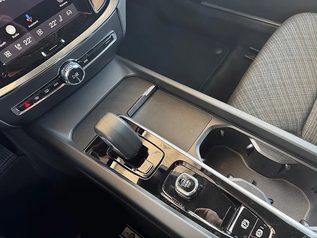 VOLVO Volvo V60 B4 Core Geartronic — photo 20