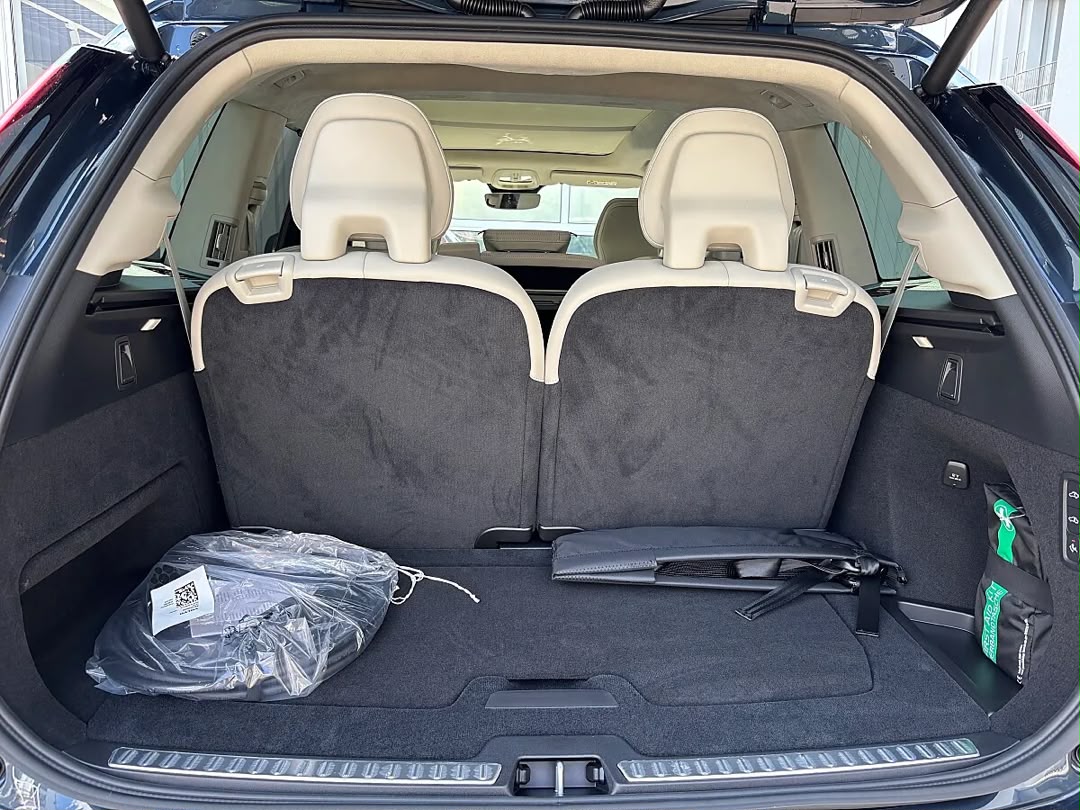 VOLVO Volvo XC90 T8 AWD PHEV Ultra Bright — photo 15