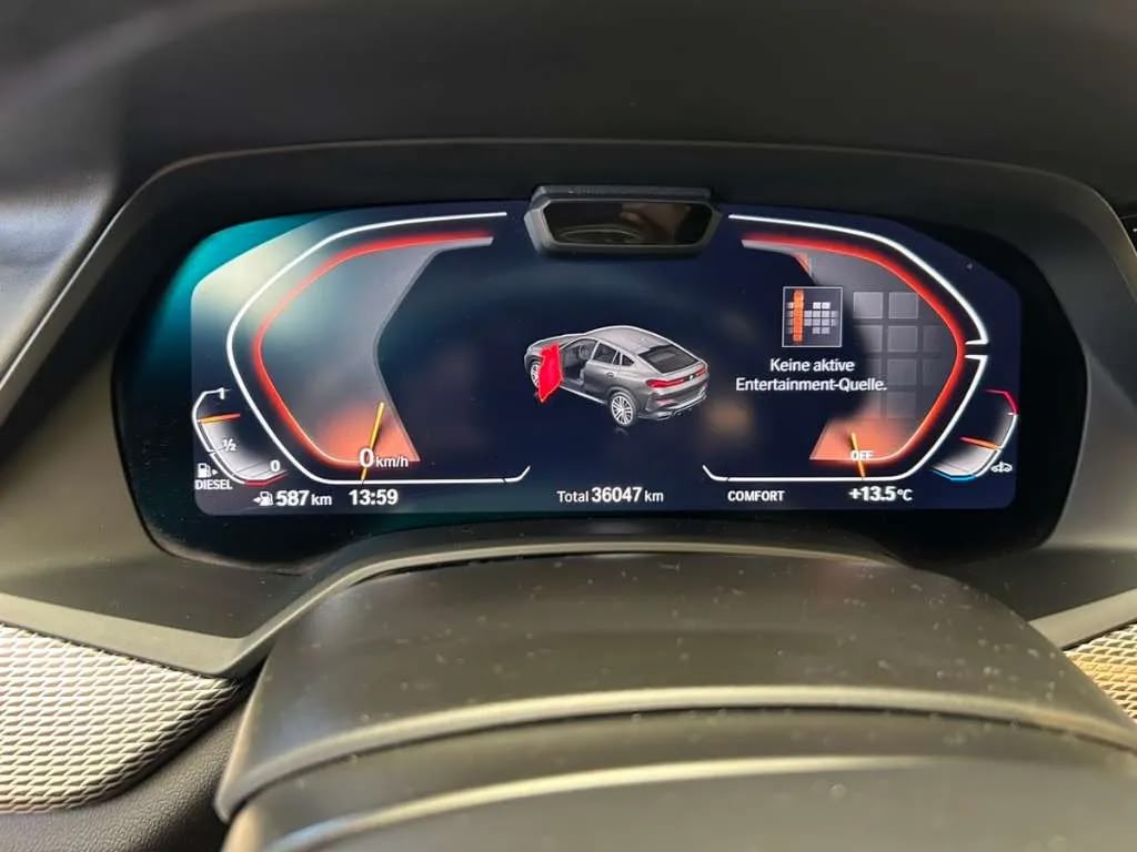 BMW BMW X6 4.0d xDrive — photo 10
