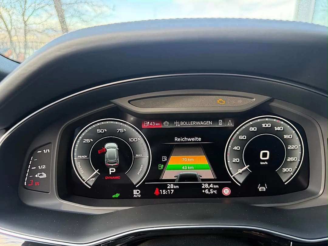 Audi Audi Q8 55 TFSI e PHEV quattro — photo 7
