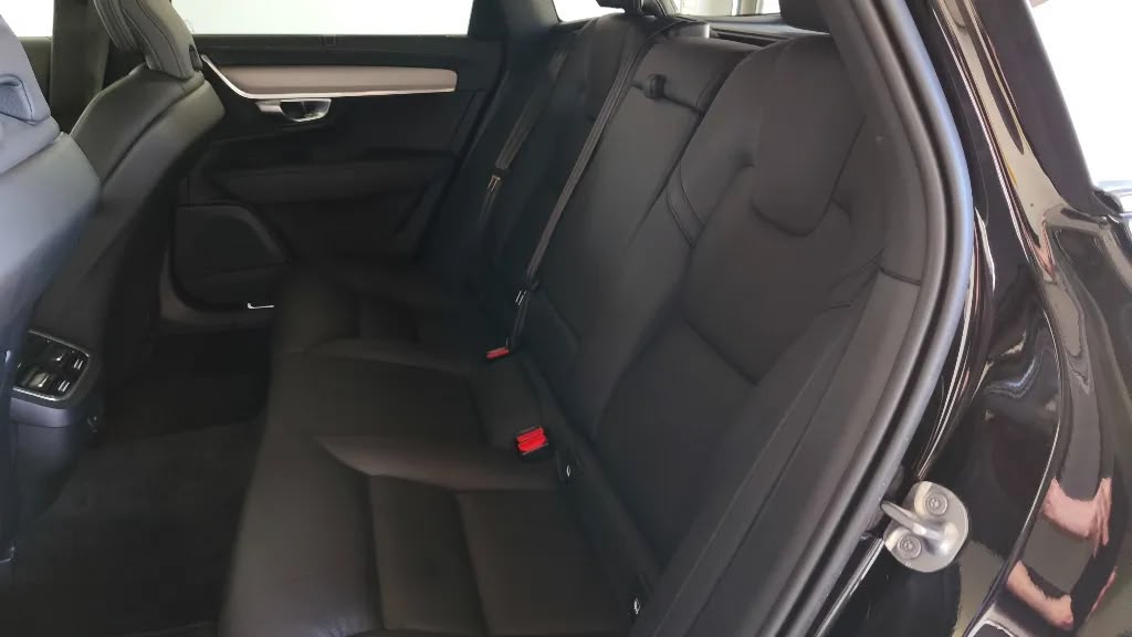 VOLVO Volvo V90 B4 Ultimate Dark R-Design — photo 16