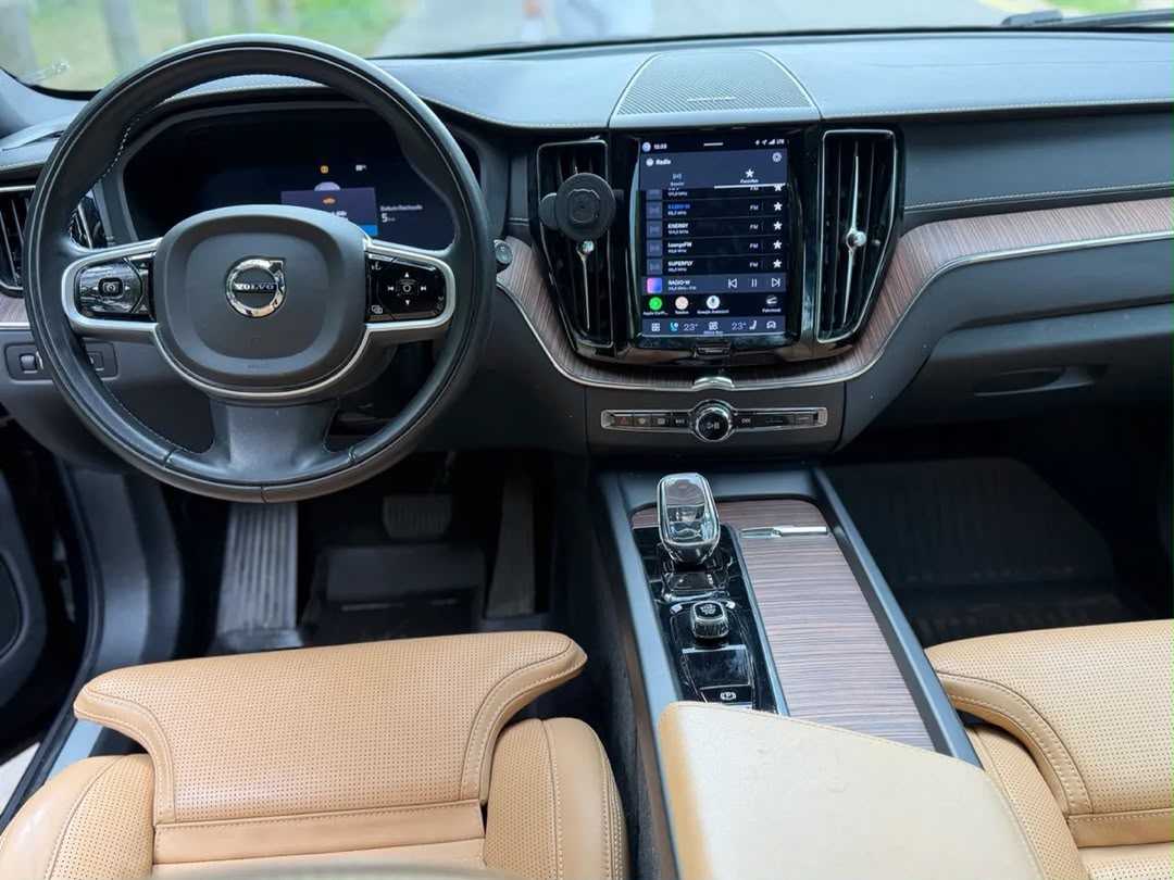VOLVO Volvo XC60 T8 AWD Recharge PHEV Inscription — photo 18